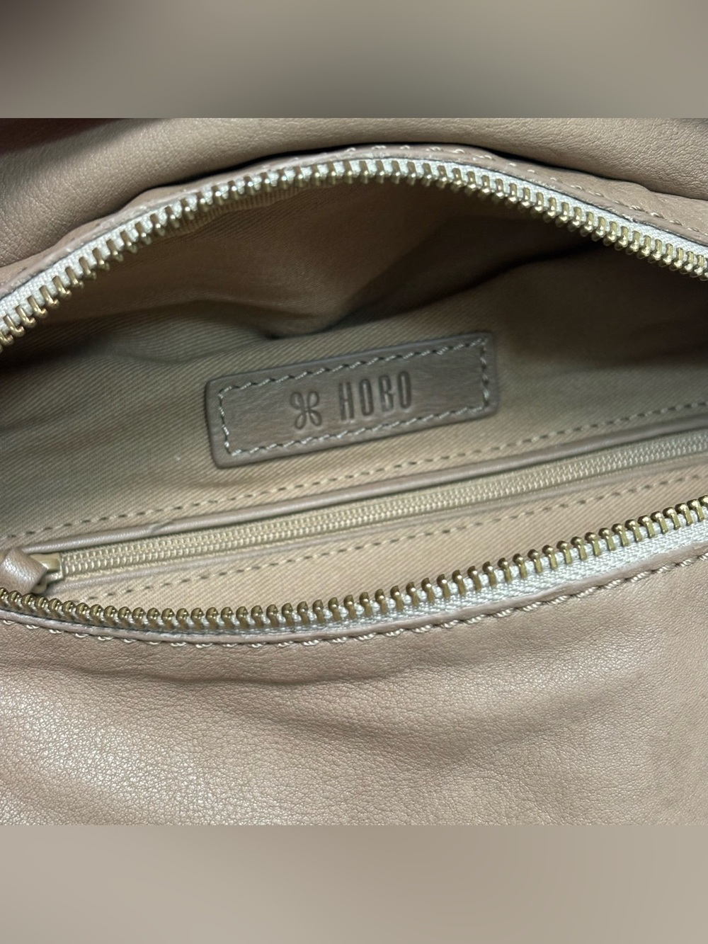 HOBO Taupe Leather Belt Bag - Picture 3 of 14